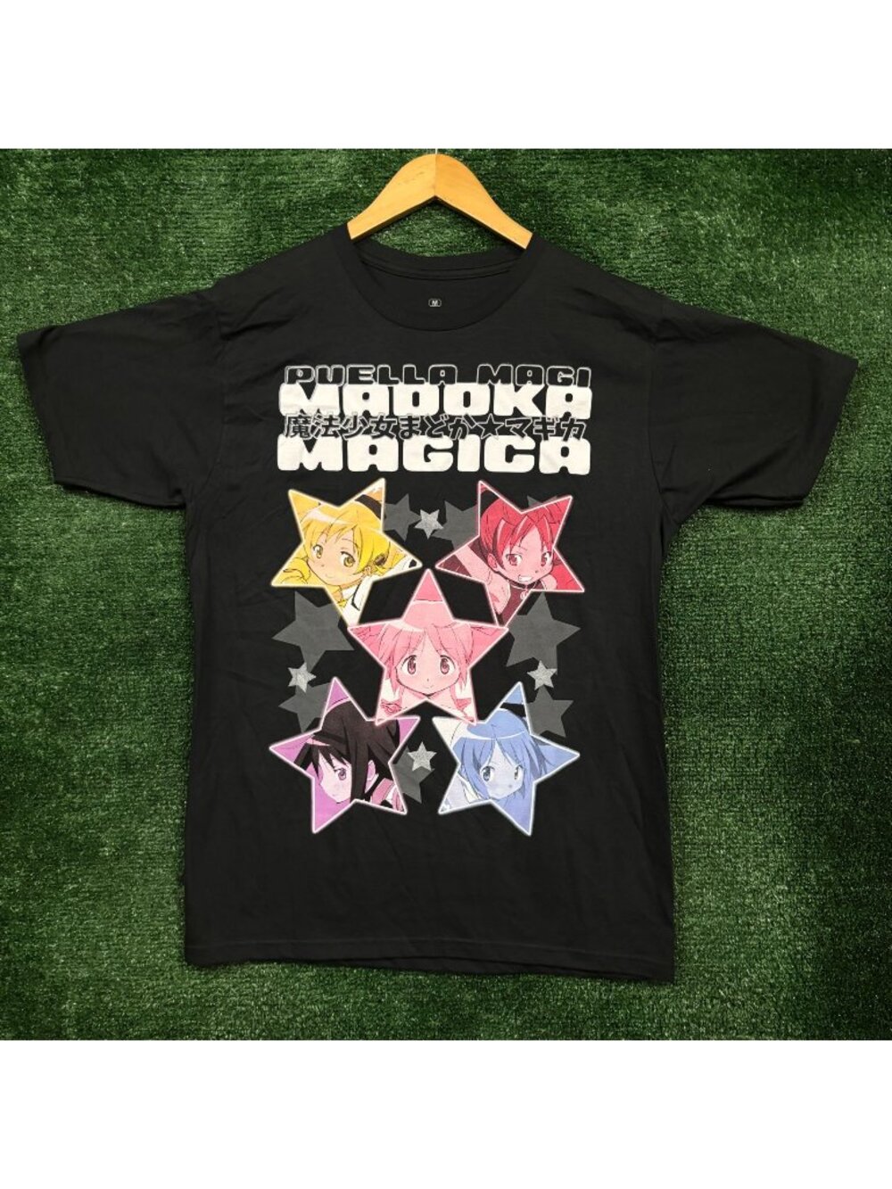 Puella Magi Madoka Magica Anime Cast Poster T-Shirt Size Medium